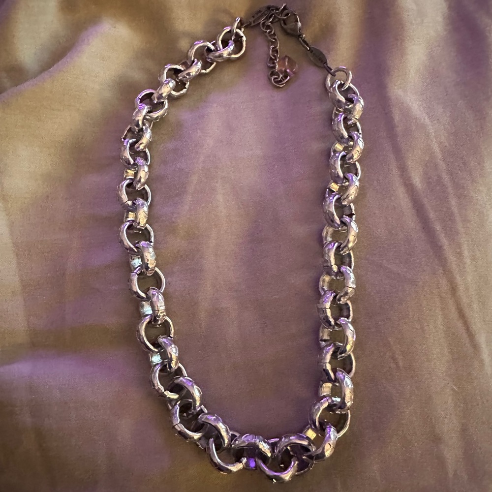 Sabika Elegant Silver Chain Necklace